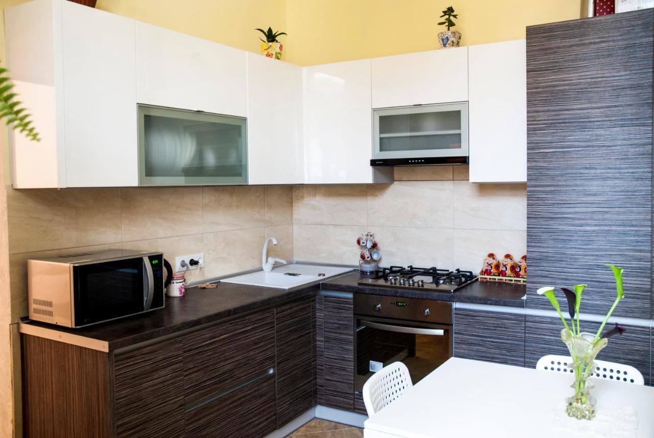 Soborna Comfort Place Apartment Лвив Екстериор снимка